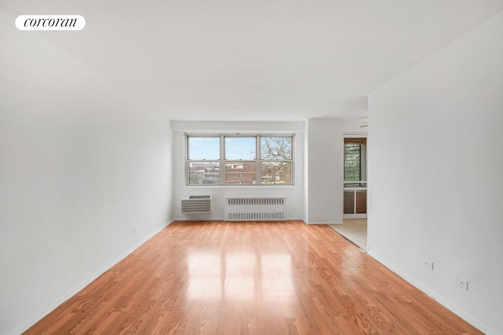 2475 West 16th Street, Unit 4D photo 2