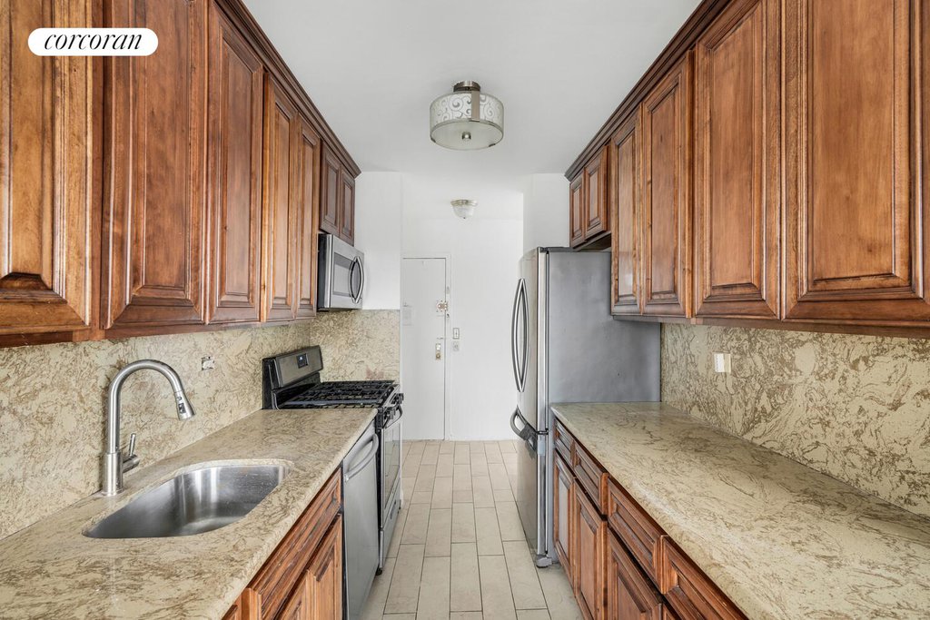 2475 West 16th Street, Unit 4D photo 4