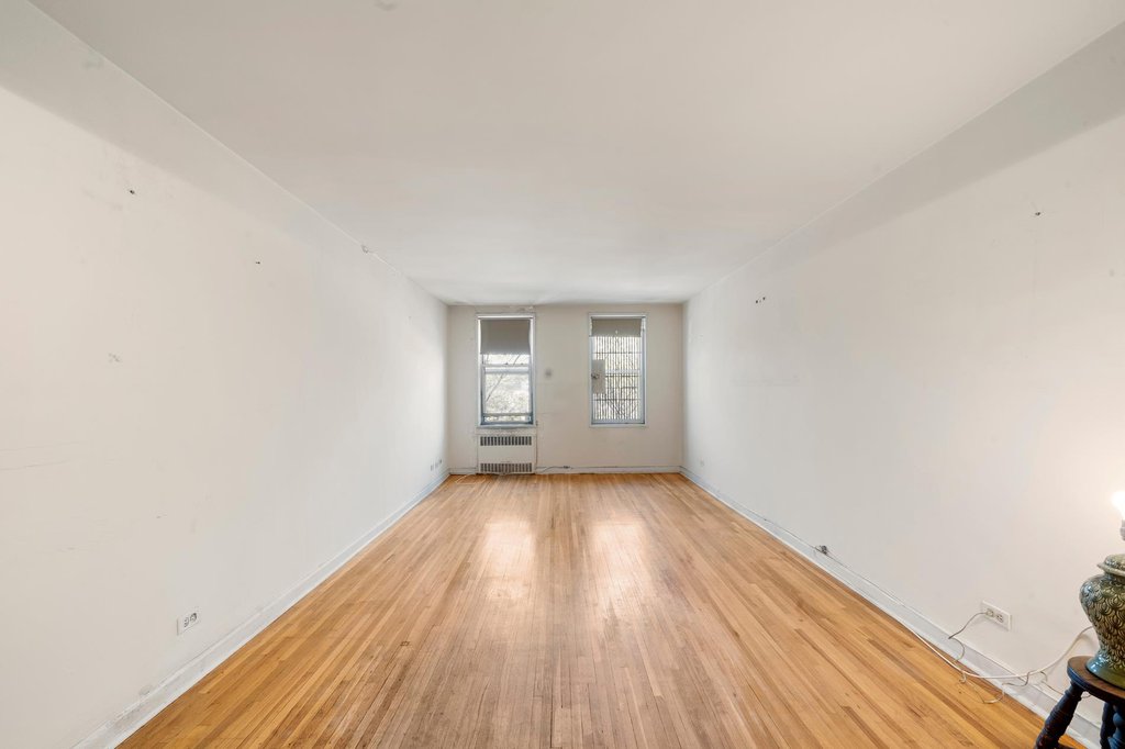 221 McDonald Avenue, Unit 4N photo 8