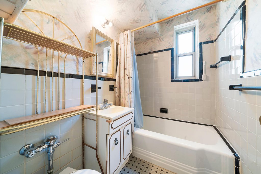 221 McDonald Avenue, Unit 4N photo 14