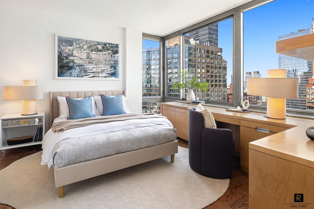 111 West 67th Street, Unit 29D photo 6