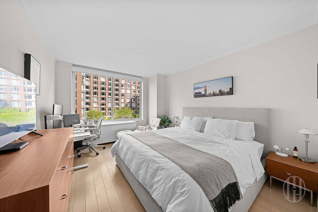 212 Warren Street, Unit 5N photo 6