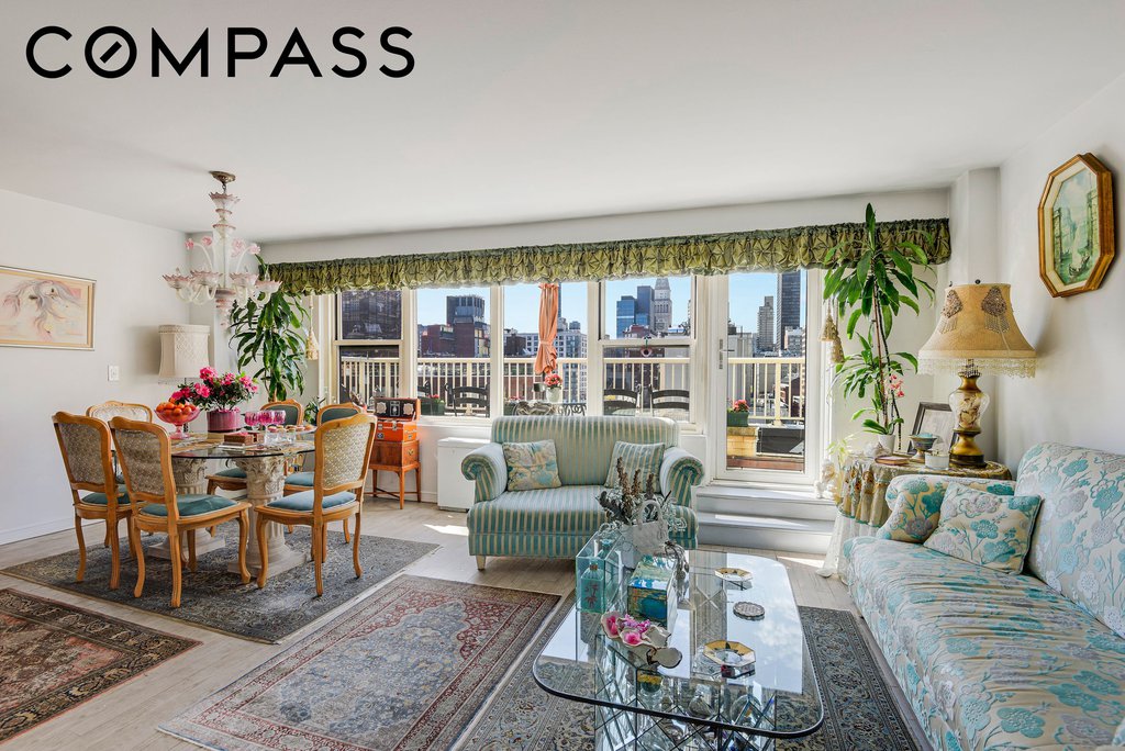 305 East 24th Street, Unit 18C