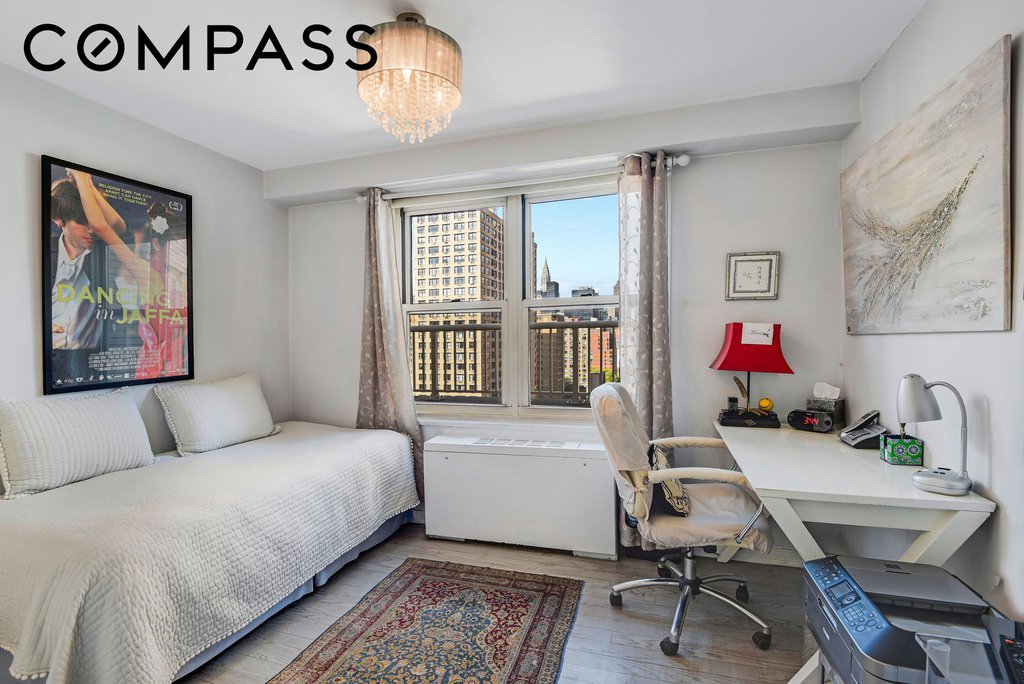 305 East 24th Street, Unit 18C photo 10
