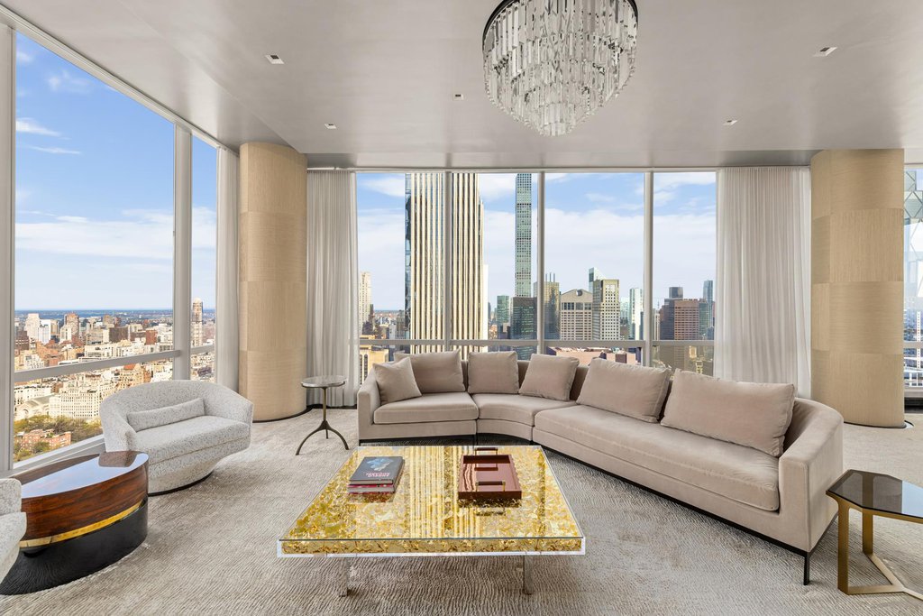 157 West 57th Street, Unit 52B photo 4