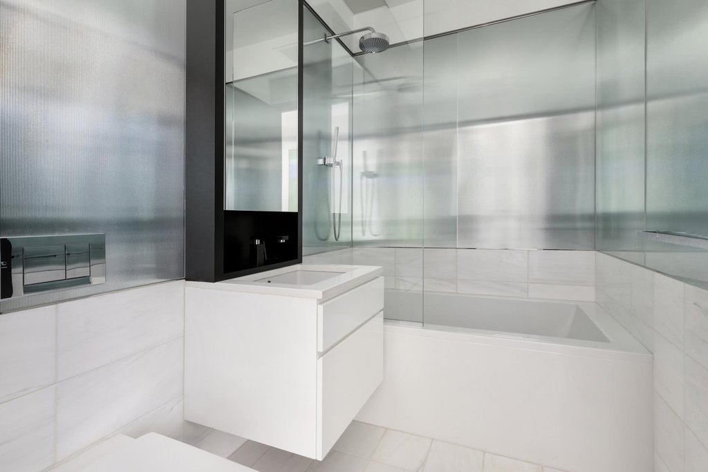 157 West 57th Street, Unit 52B photo 17