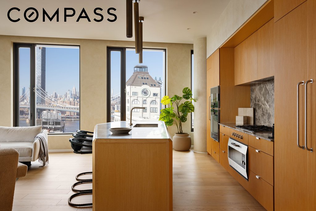 30 Front Street, Unit 21AD photo 5