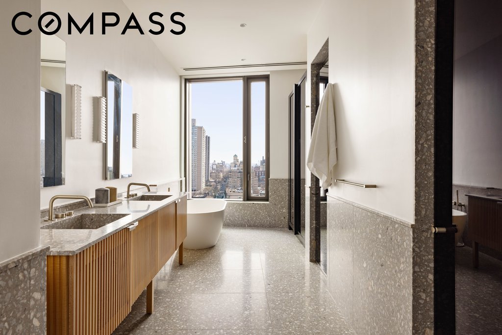 30 Front Street, Unit 21AD photo 10