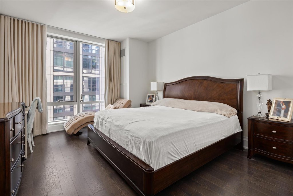 50 Riverside Boulevard, Unit 6D photo 8