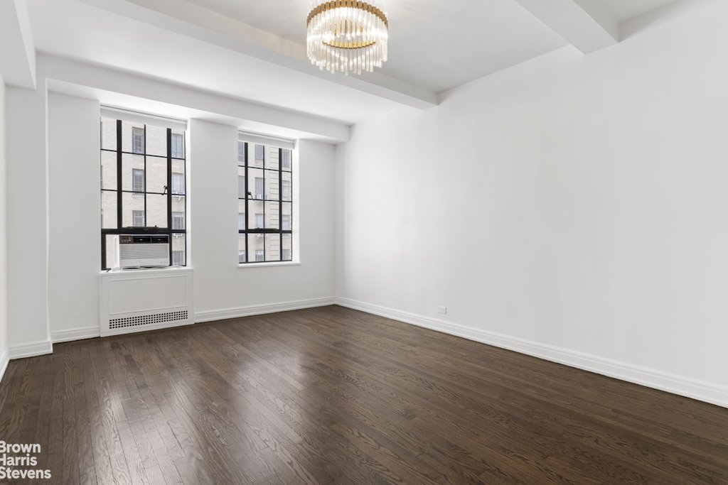 333 West 56th Street, Unit 6M photo 12