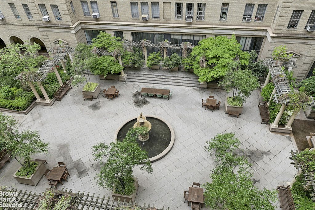 333 West 56th Street, Unit 6M photo 7