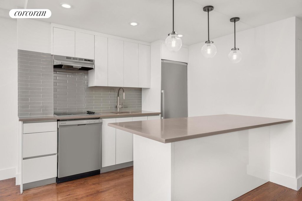 65 Cooper Square, Unit 3/C photo 6