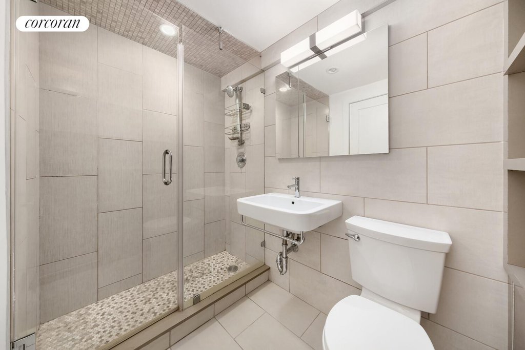 65 Cooper Square, Unit 3/C photo 8