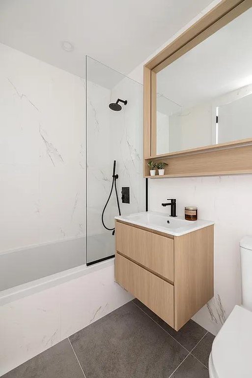 366 Harman Street, Unit 2R photo 4