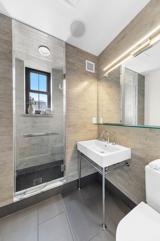 406 West 45th Street, Unit PHA photo 9