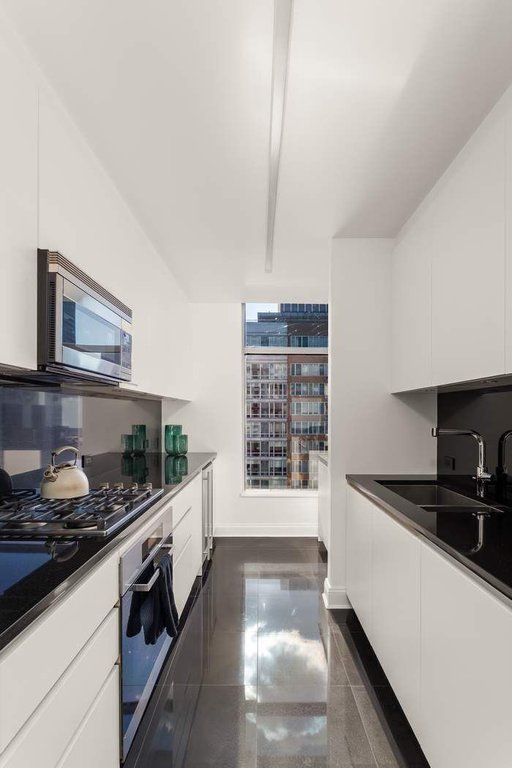 250 East 54th Street, Unit 29D photo 9