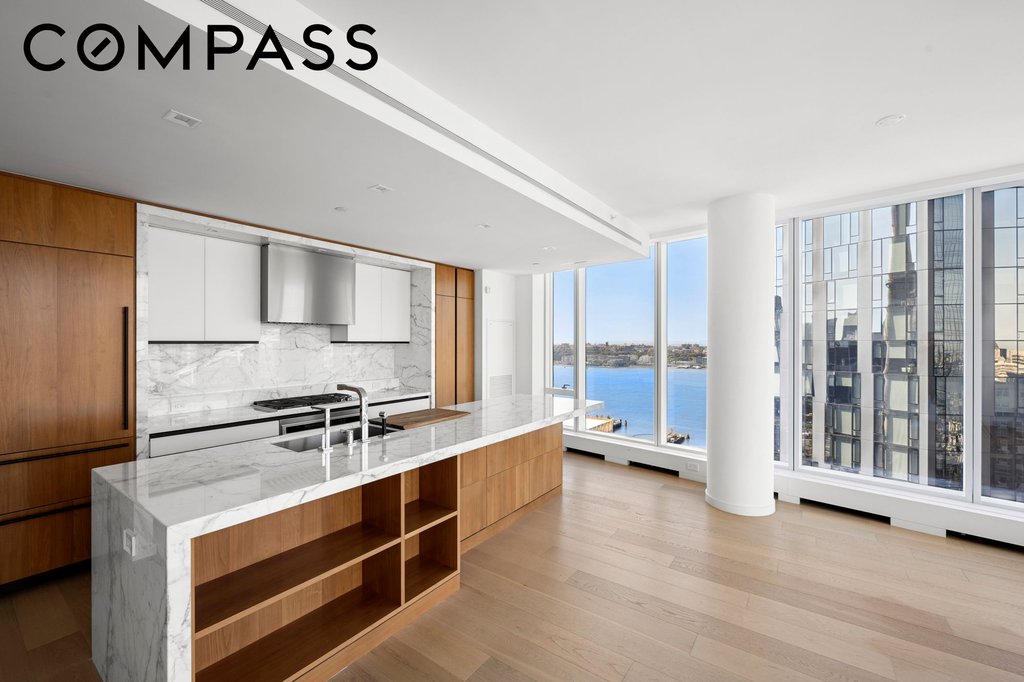 1 West End Avenue, Unit 26G photo 7
