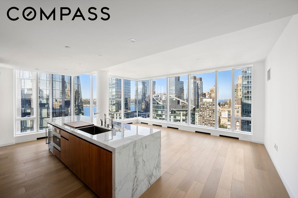 1 West End Avenue, Unit 26G photo 8