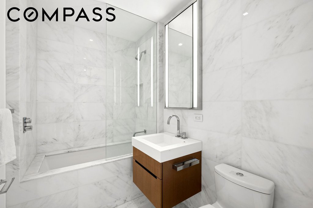 1 West End Avenue, Unit 26G photo 17
