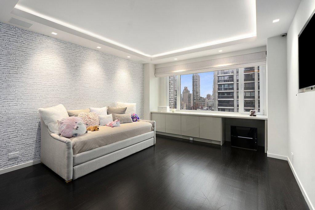 303 East 57th Street, Unit 25GH photo 12