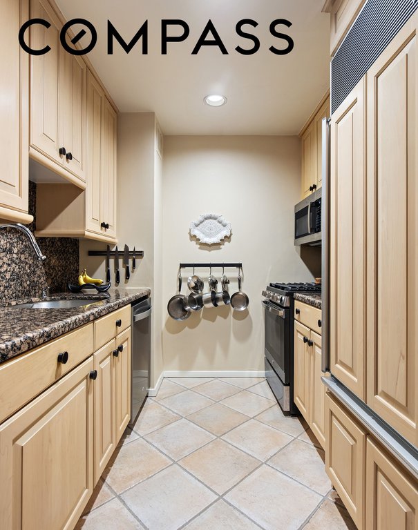 250 Mercer Street, Unit B1502 photo 4
