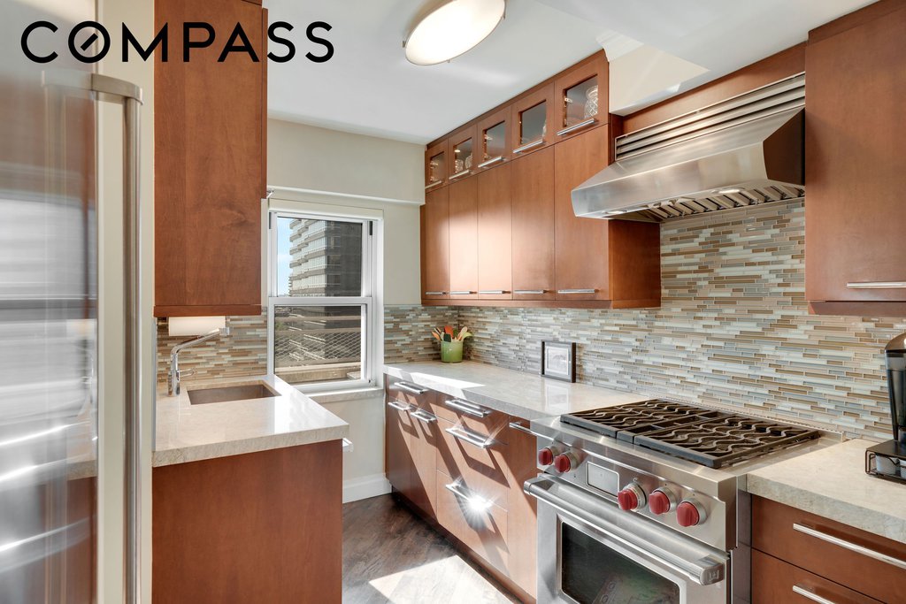 520 East 76th Street, Unit PHD photo 5