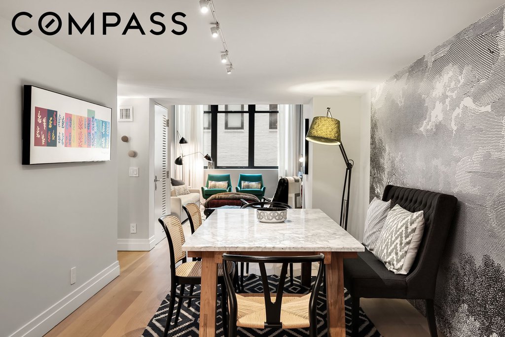421 Hudson Street, Unit 520 photo 3