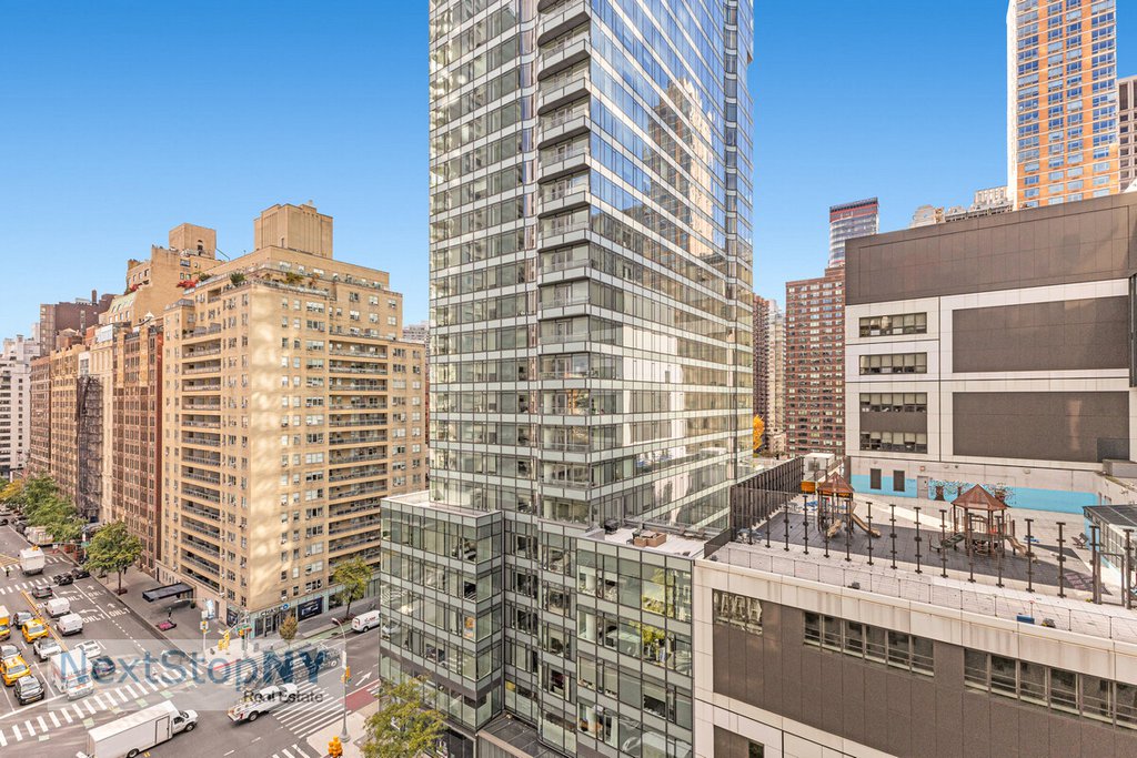 235 East 57th Street, Unit 12D photo 7