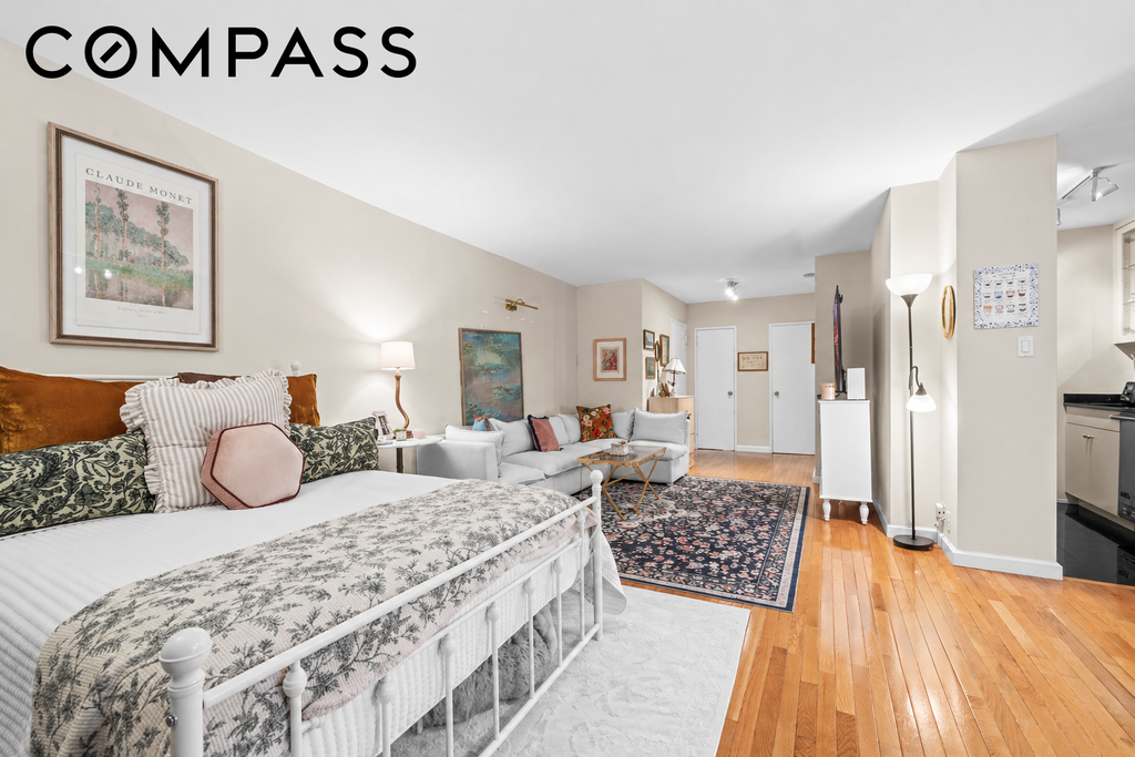 1175 York Avenue, Unit 1K photo 2