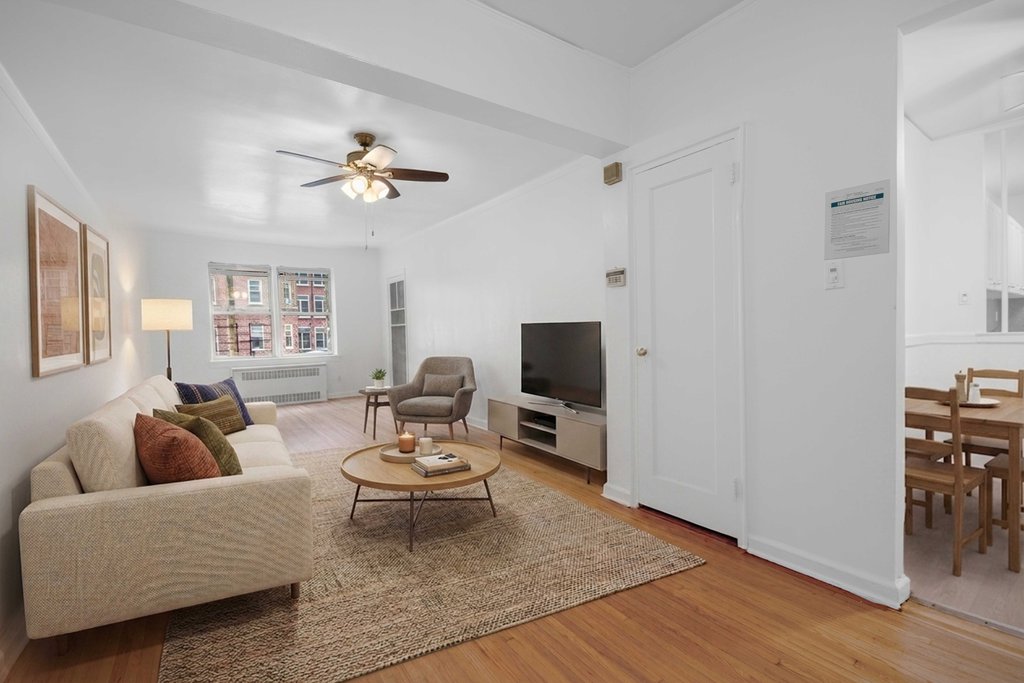 915 East 17th Street, Unit 116