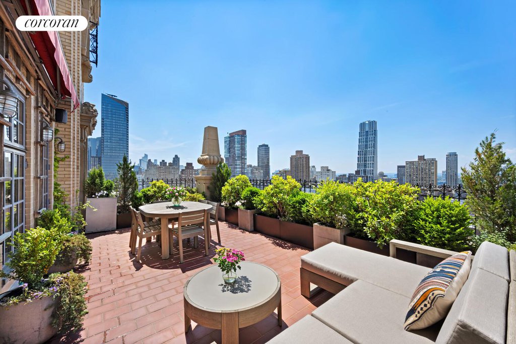 12 West 72nd Street, Unit PH27A