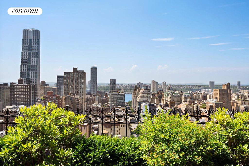12 West 72nd Street, Unit PH27A photo 3