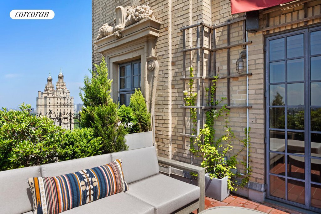 12 West 72nd Street, Unit PH27A photo 4