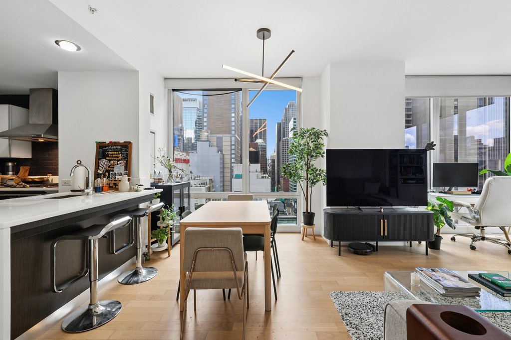 247 West 46th Street, Unit 2204