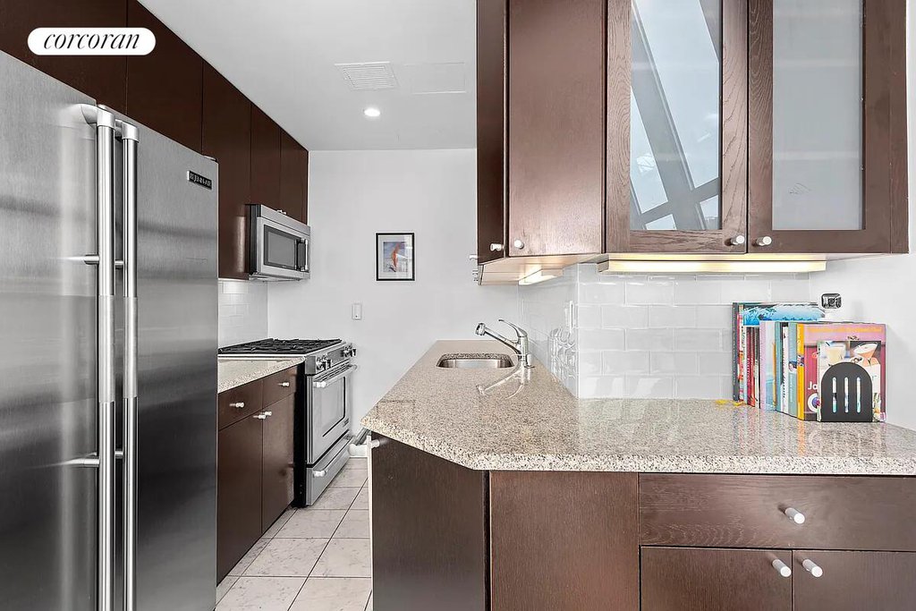 133 Second Avenue, Unit 11 photo 4