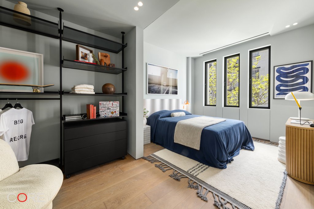 455 West 19th Street, Unit 3 photo 10