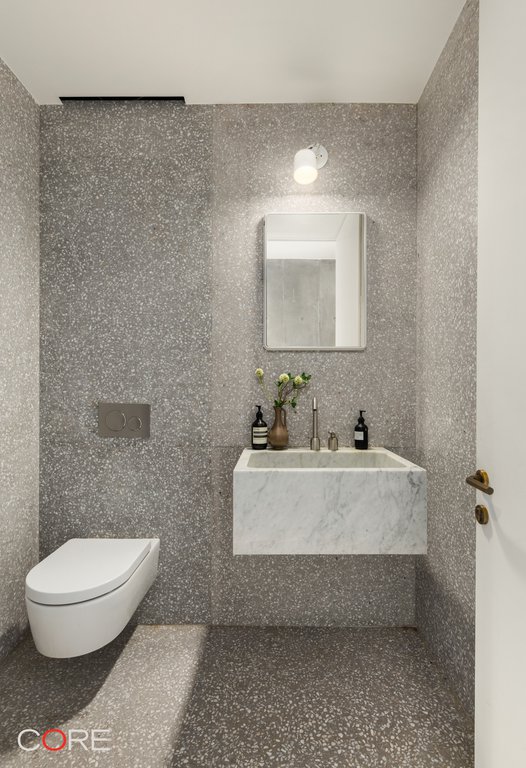 455 West 19th Street, Unit 3 photo 13