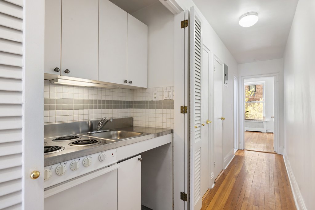40 East 63rd Street – For Sale photo 14