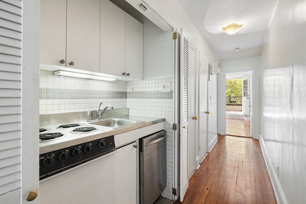 40 East 63rd Street – For Sale photo 17