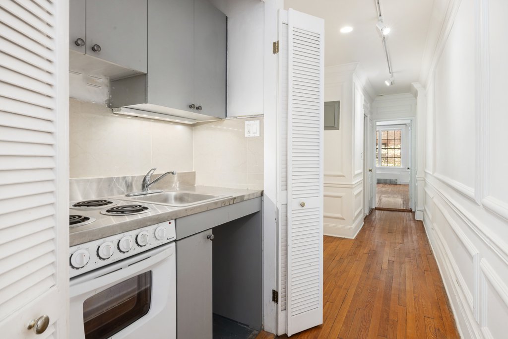 40 East 63rd Street – For Sale photo 22
