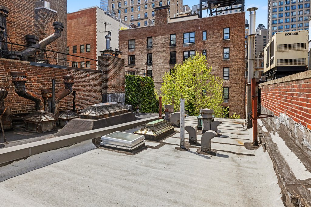 40 East 63rd Street – For Sale photo 27