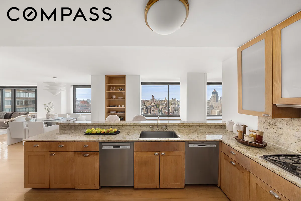 111 West 67th Street, Unit 28DEF photo 9