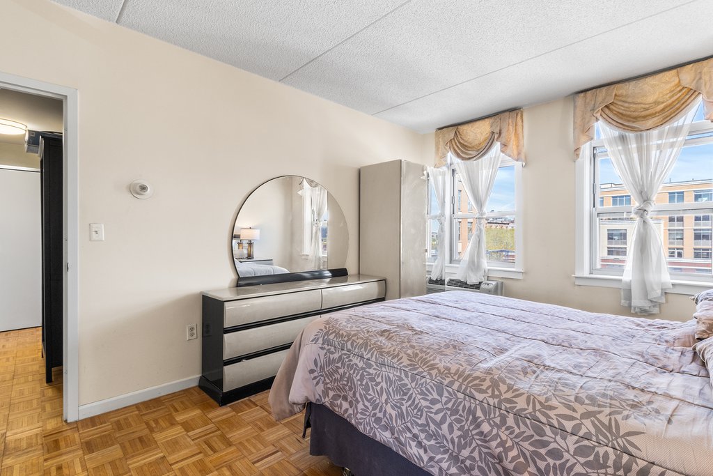 102 Bradhurst Avenue, Unit 1007 photo 10
