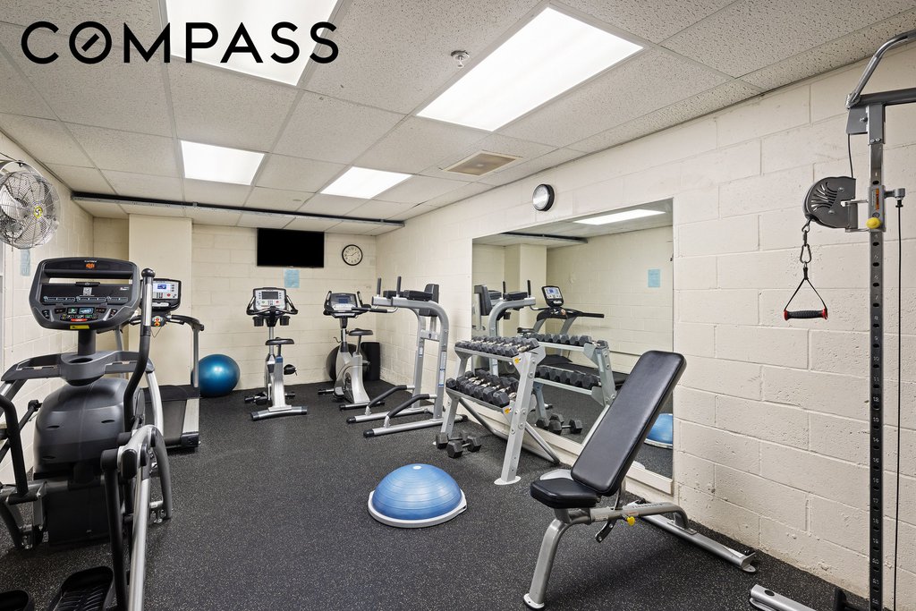1255 Fifth Avenue, Unit 6D photo 8