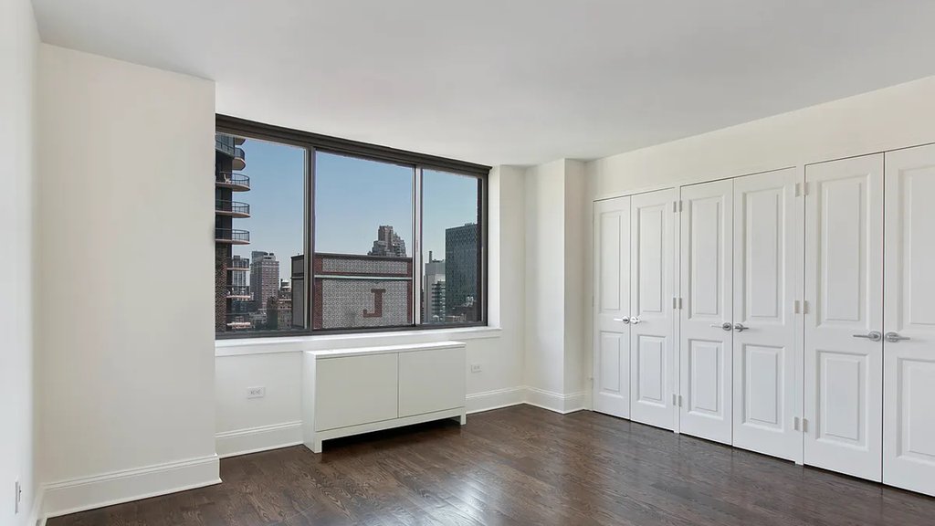 300 East 64th Street, Unit 20A photo 4