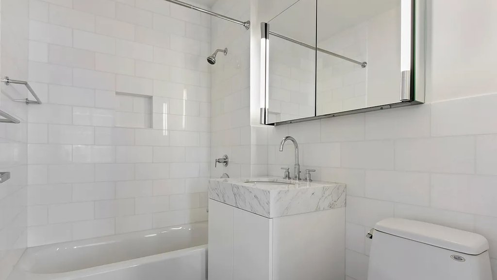 300 East 64th Street, Unit 20A photo 6