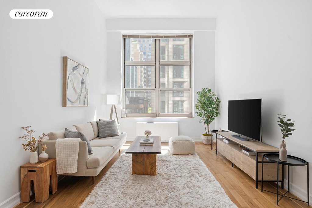 120 East 87th Street, Unit R6E