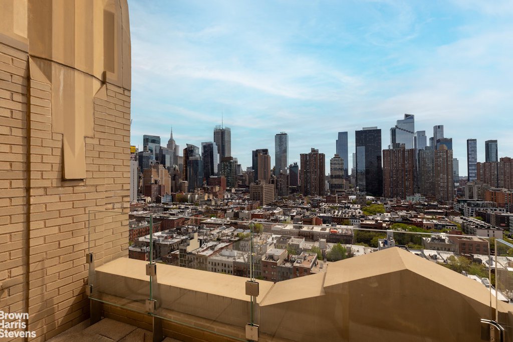 425 West 50th Street, Unit 15A photo 8