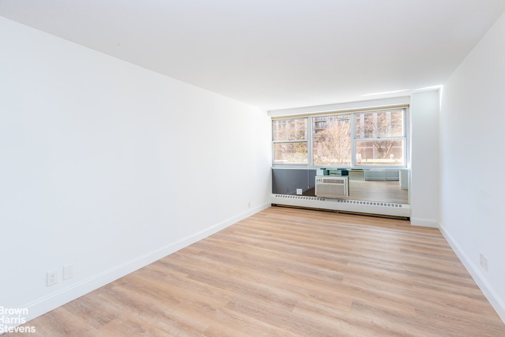 75 Henry Street, Unit 1K photo 8