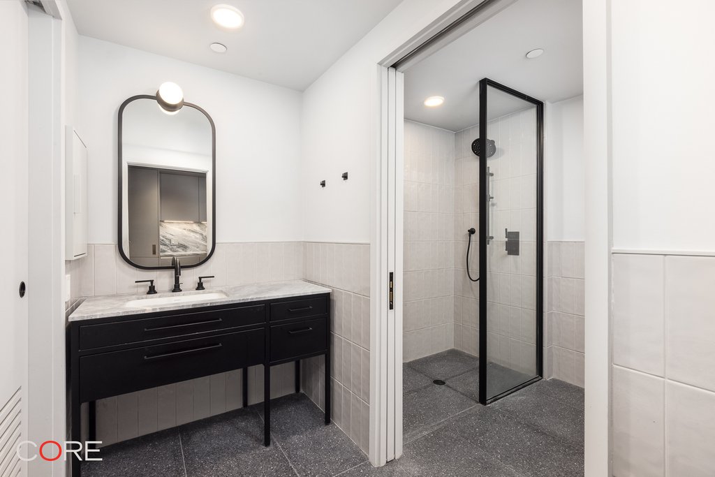 547 West 47th Street, Unit 317 photo 5